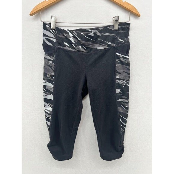 Athleta Women's Capri Pants Black w/ Animal Print Pattern Size Small - Picture 1 of 6
